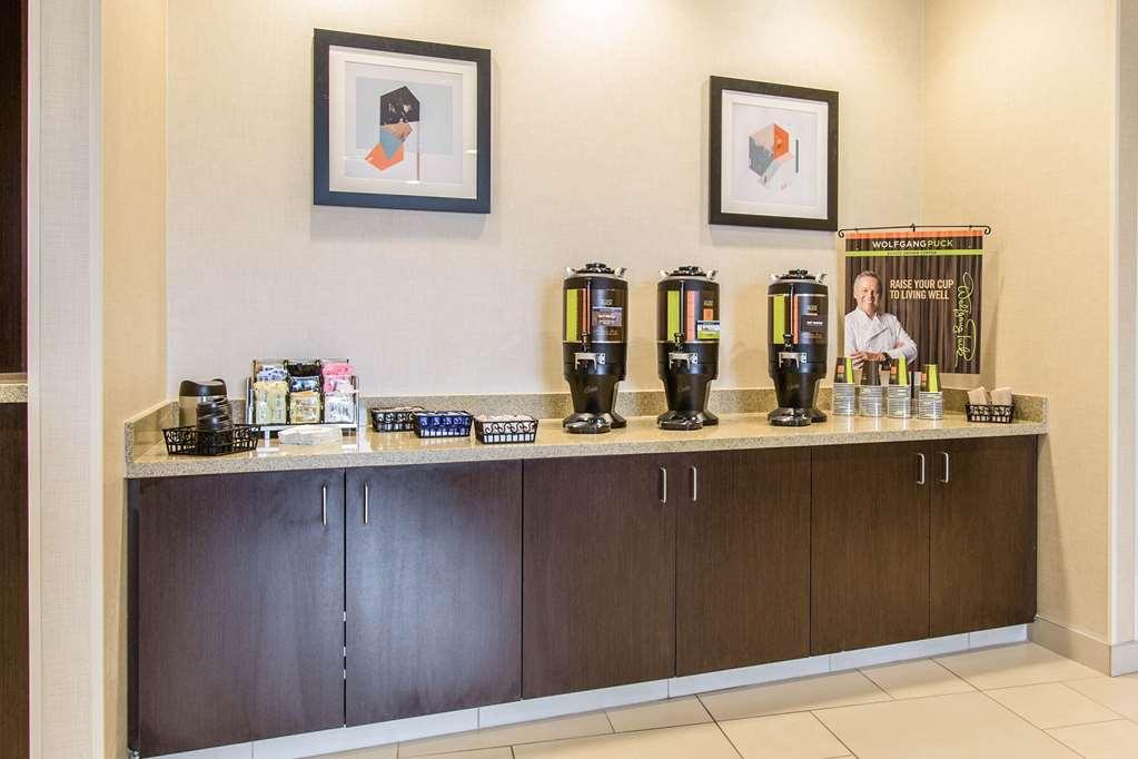 Wyndham Hotel Avon