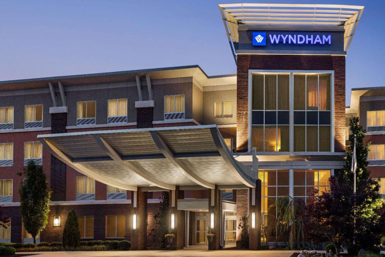 Wyndham Hotel Avon