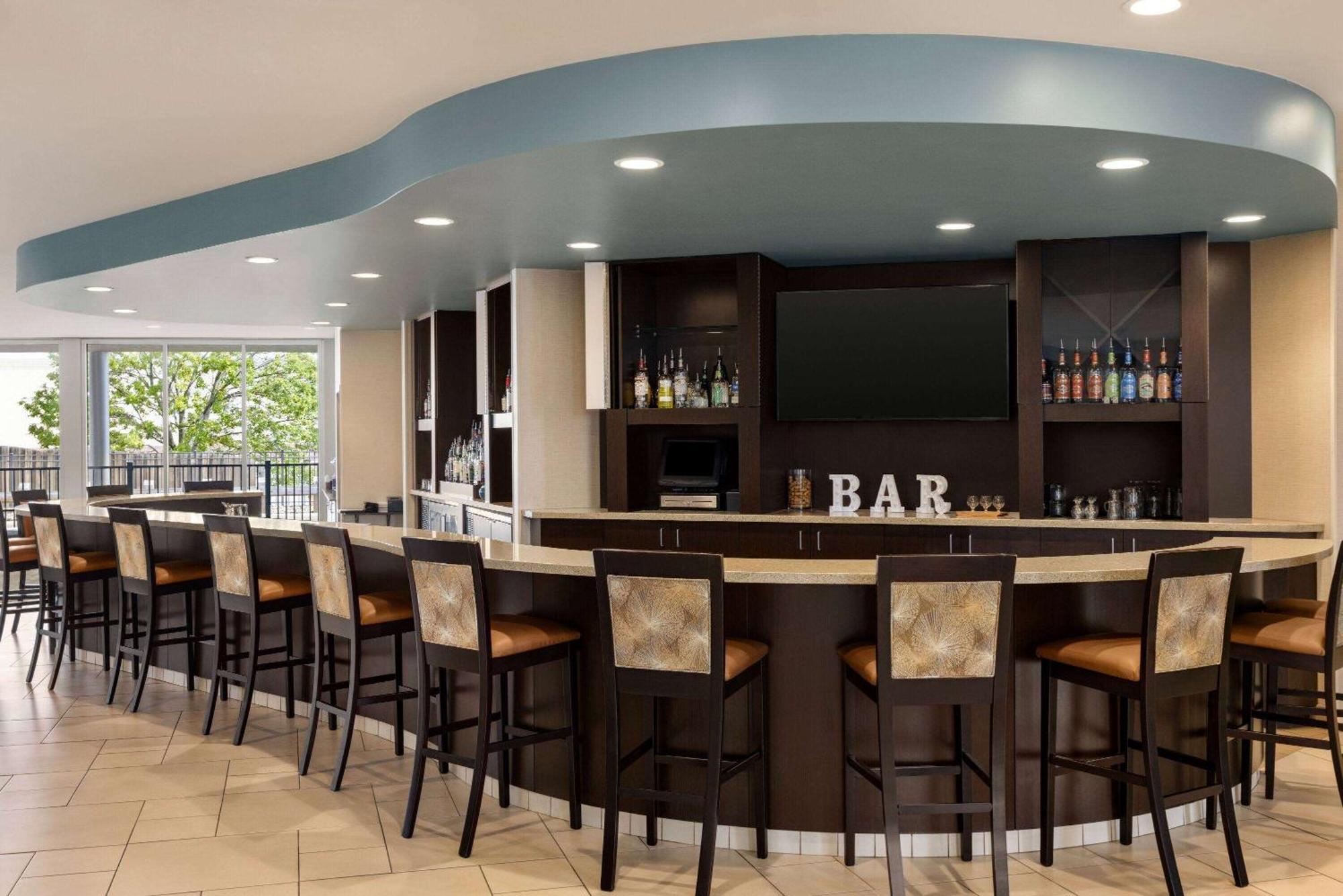 Wyndham Hotel