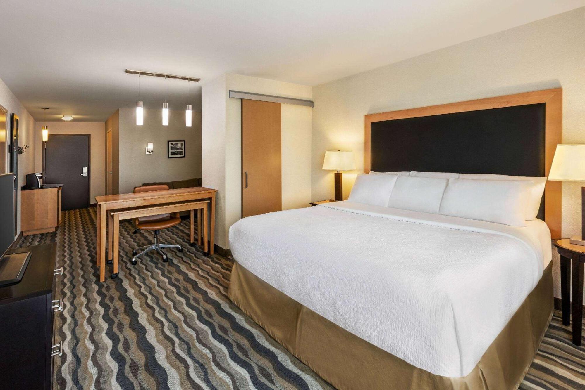 Wyndham 4* Avon